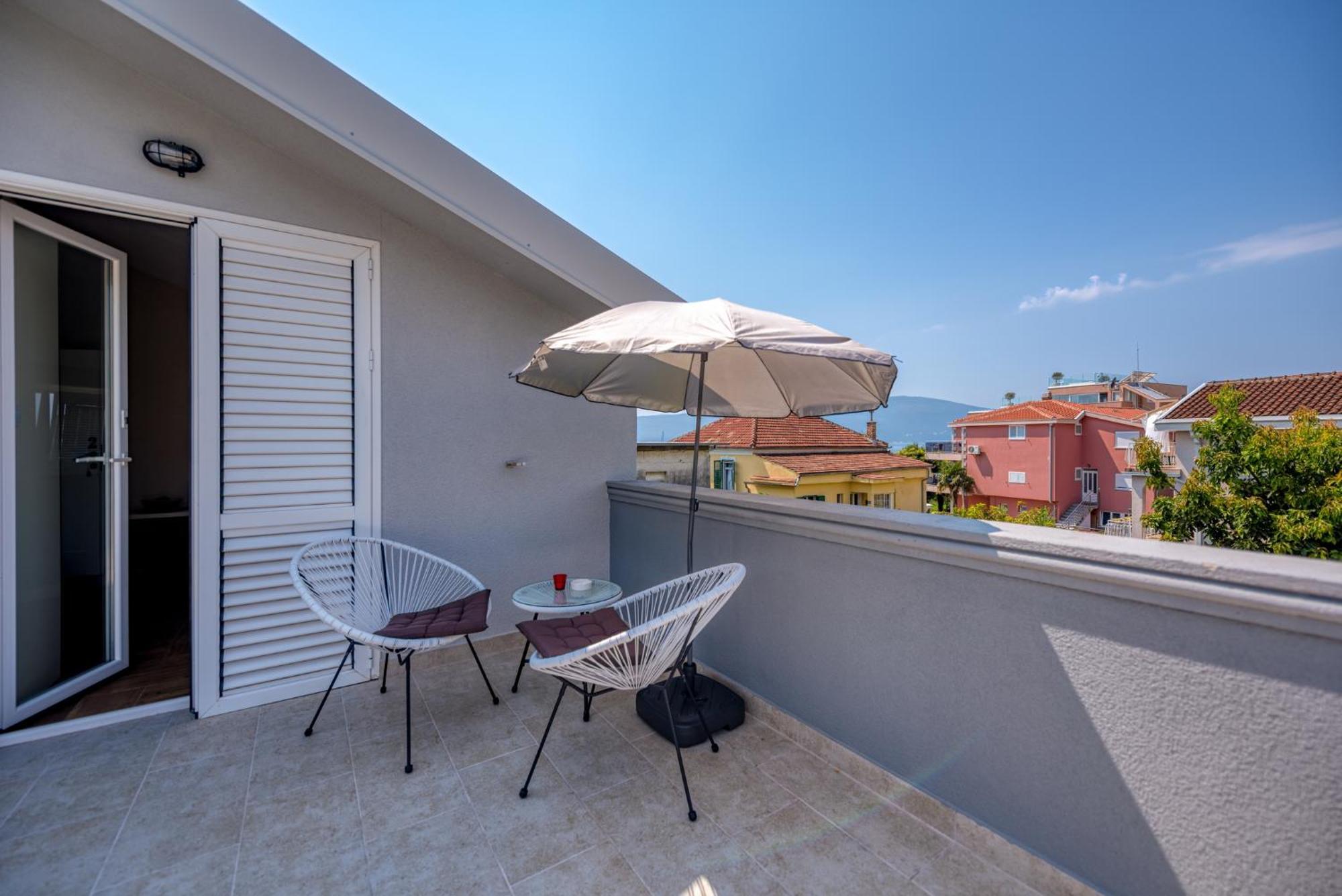 Miro Guesthouse Тиват Номер фото